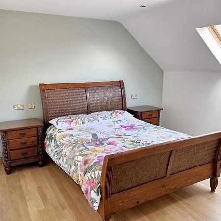 Готель Tara House Annalong Екстер'єр фото